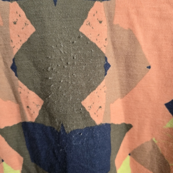 Abstract Patterned Long Sleeve Top - Picture 6 of 7